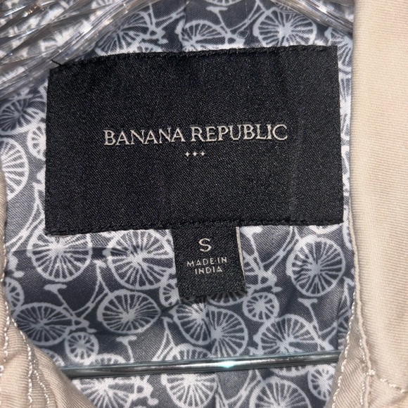 Banana Republic Women’s Classic Trench Coat - Size Small - Picture 7 of 11